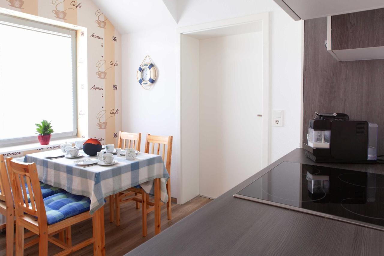 Appartamento Ferienunterkuenfte Liliane Goehren  Esterno foto